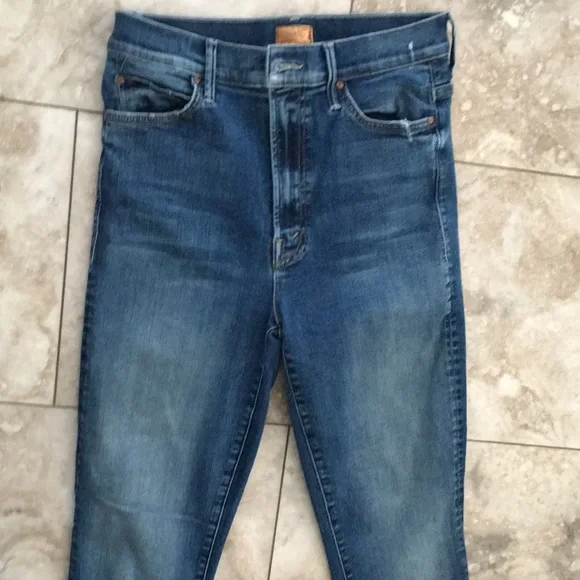 MOTHER HIGH RISE SWOONER RASCAL ANKLE WASH EUC Jeans SIZE 28 - Picture 10 of 13